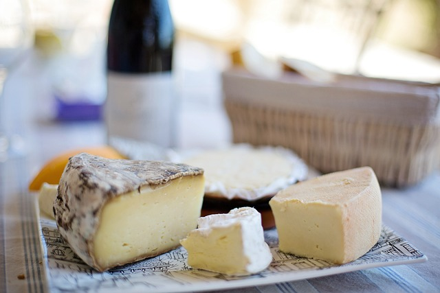 cheese tray, cheeses, french cheese