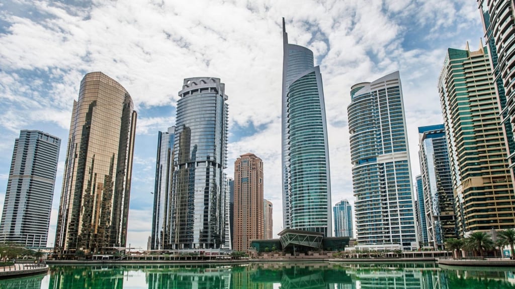 A view of a neighbourhood in Jumeirah Lakes Towers with apartment buildings