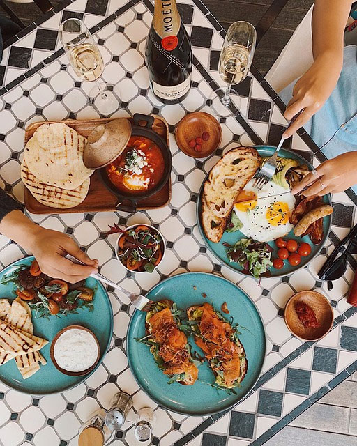 food, table, omelette